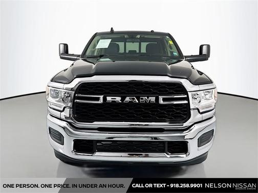 2020 RAM 2500 Tradesman Crew Cab 4X4 6'4' Box