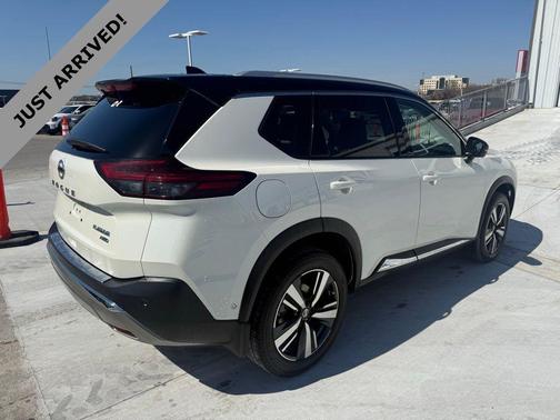 2021 Nissan Rogue Platinum