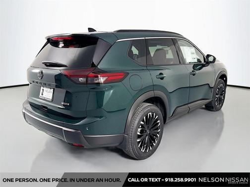 Obsidian Green 2026 Nissan Rogue Dark Armor