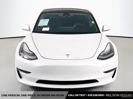 Pearl White Multi-Coat 2020 Tesla Model 3 Standard Range