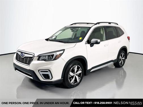Crystal White Pearl 2020 Subaru Forester Touring