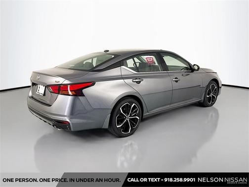 2025 Nissan Altima SR FWD