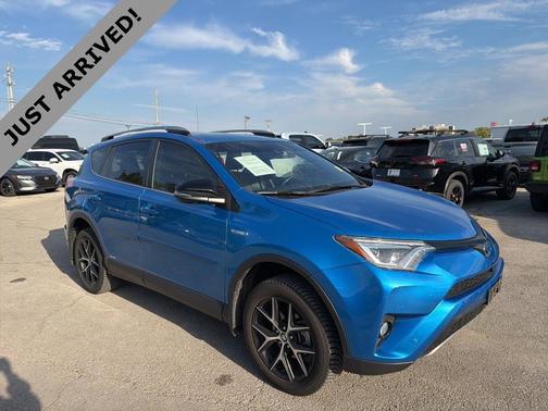 2017 Toyota RAV4 Hybrid SE