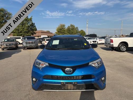 2017 Toyota RAV4 Hybrid SE