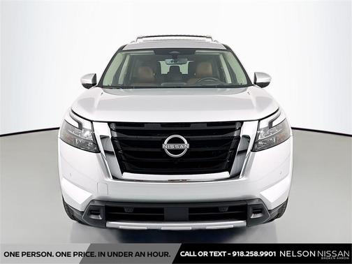 2025 Nissan Pathfinder Platinum 4WD