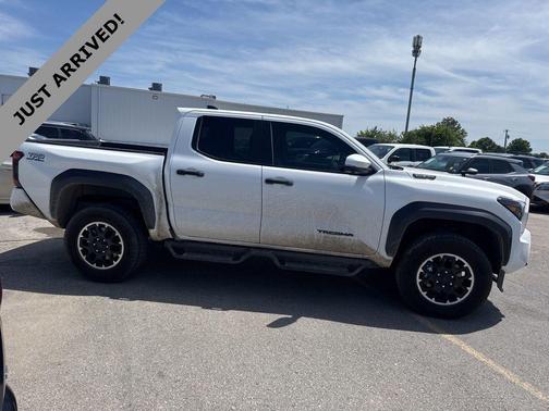 Ice Cap 2025 Toyota Tacoma Hybrid TRD Off Road