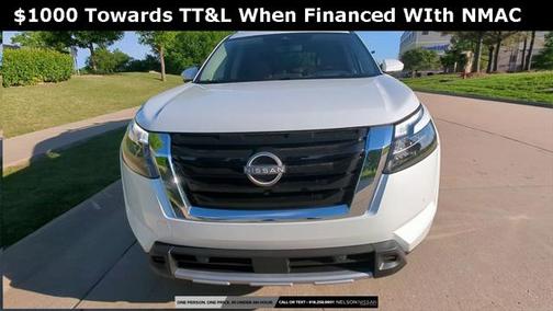 2025 Nissan Pathfinder Platinum 4WD