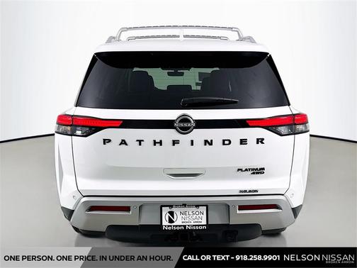 2025 Nissan Pathfinder Platinum 4WD