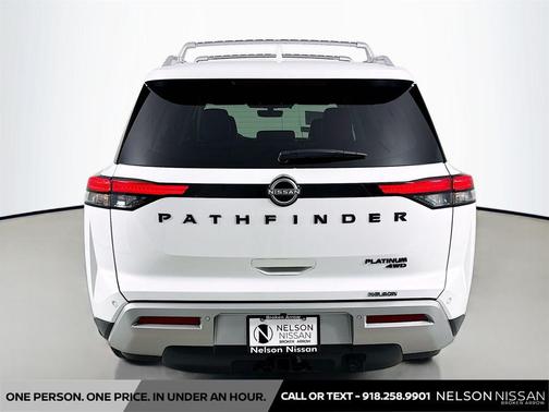 2025 Nissan Pathfinder Platinum 4WD