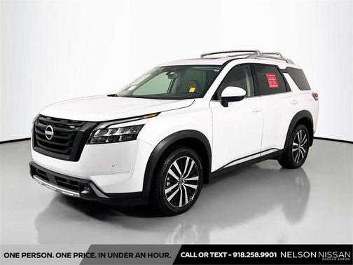 2025 Nissan Pathfinder Platinum 4WD