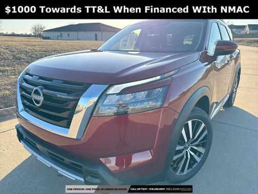 2025 Nissan Pathfinder Platinum 4WD