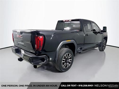 2022 GMC Sierra 2500 AT4