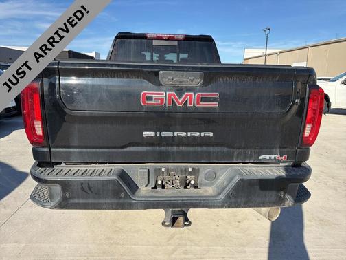 2022 GMC Sierra 2500 AT4