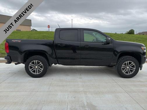 Black 2020 Chevrolet Colorado WT
