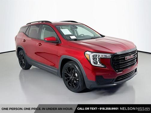 Cayenne Red Tintcoat 2022 GMC Terrain SLE