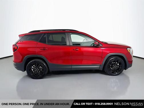 Cayenne Red Tintcoat 2022 GMC Terrain SLE