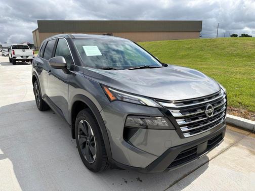 Gun Metallic 2025 Nissan Rogue SV