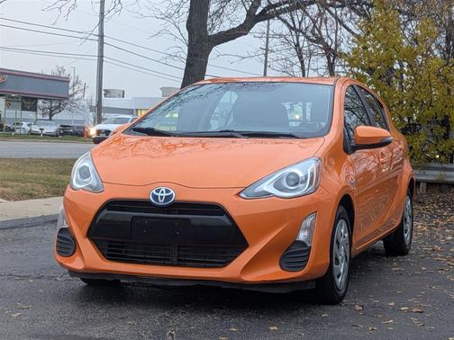 2016 Toyota Prius c Four