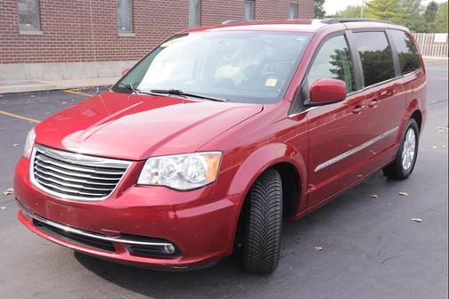 2014 Chrysler Town & Country Touring