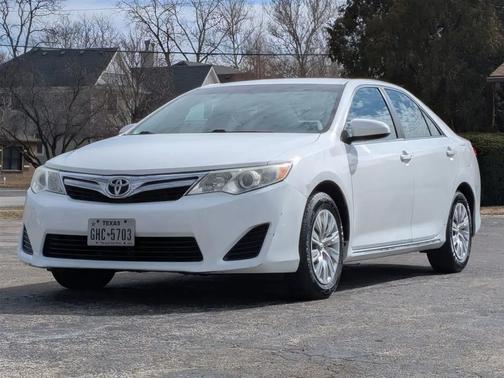 2013 Toyota Camry LE