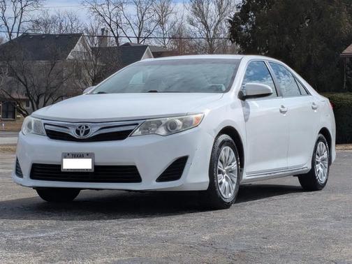 2013 Toyota Camry LE