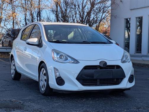 2015 Toyota Prius c Four