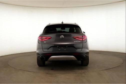 2018 Alfa Romeo Stelvio Ti