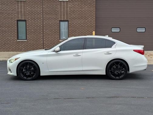 2014 INFINITI Q50 Premium