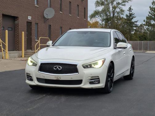2014 INFINITI Q50 Premium