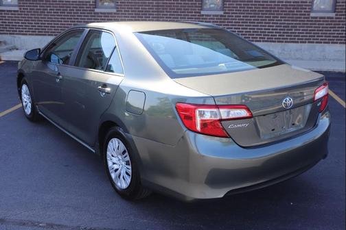 2014 Toyota Camry LE