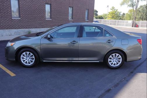 2014 Toyota Camry LE