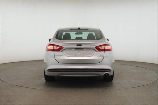 2014 Ford Fusion Hybrid SE