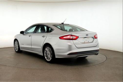 2014 Ford Fusion Hybrid SE