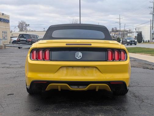 2015 Ford Mustang EcoBoost Premium