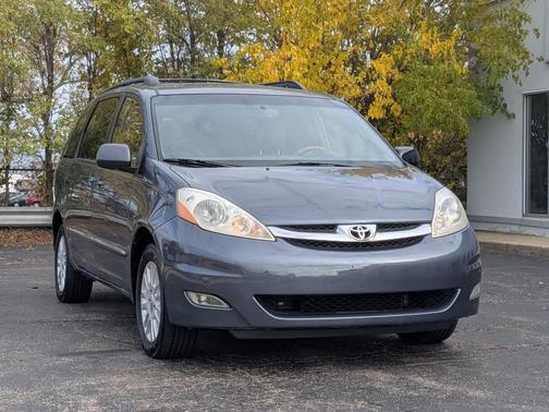 2008 Toyota Sienna XLE Limited