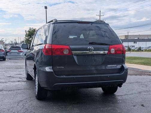 2008 Toyota Sienna XLE Limited