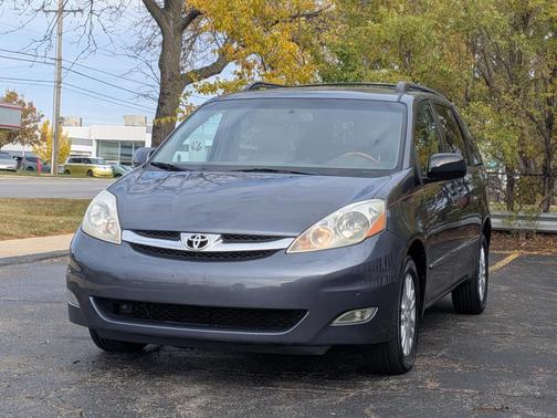 2008 Toyota Sienna XLE Limited