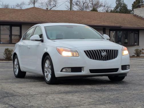 2013 Buick Regal Base