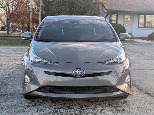 2016 Toyota Prius Four Touring