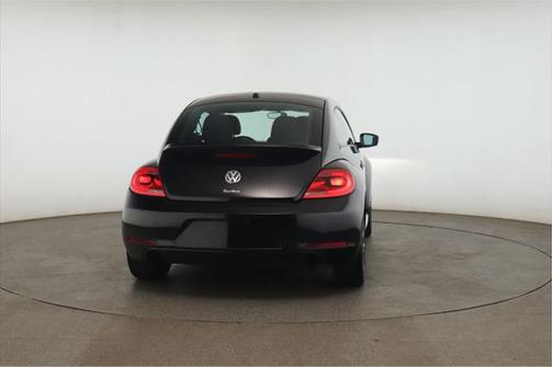 2012 Volkswagen Beetle Base