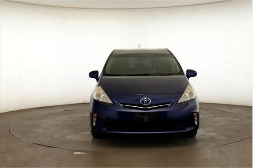 2012 Toyota Prius v Five
