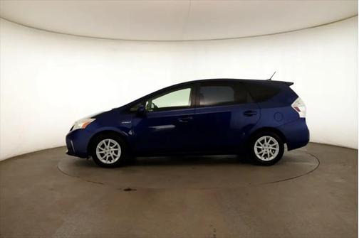 2012 Toyota Prius v Five