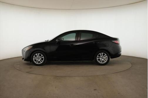 2017 Toyota Yaris iA Base