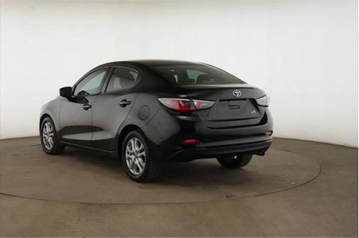 2017 Toyota Yaris iA Base