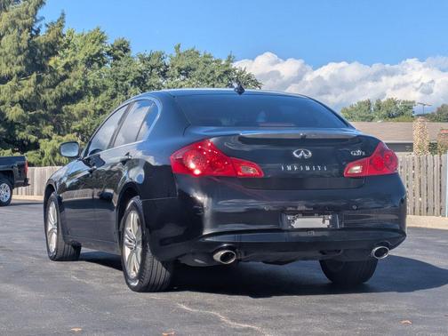 2012 INFINITI G37x Base