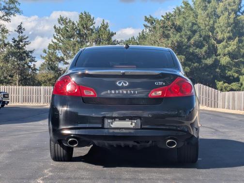 2012 INFINITI G37x Base