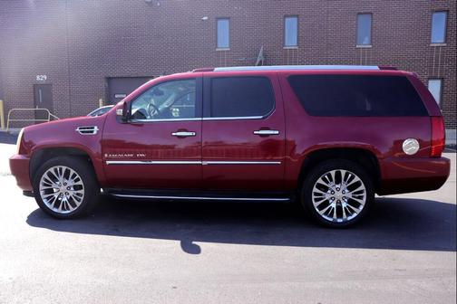 2007 Cadillac Escalade ESV Standard