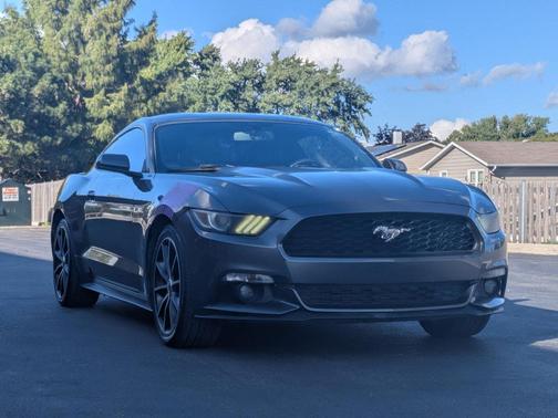 2017 Ford Mustang EcoBoost Premium