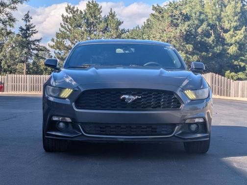2017 Ford Mustang EcoBoost Premium