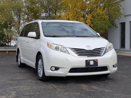 2015 Toyota Sienna XLE